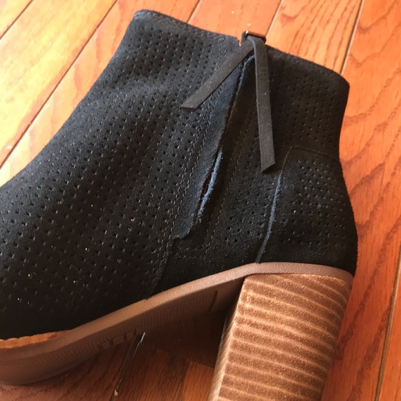 Tom’s black peep toe wedge - Picture 8 of 8